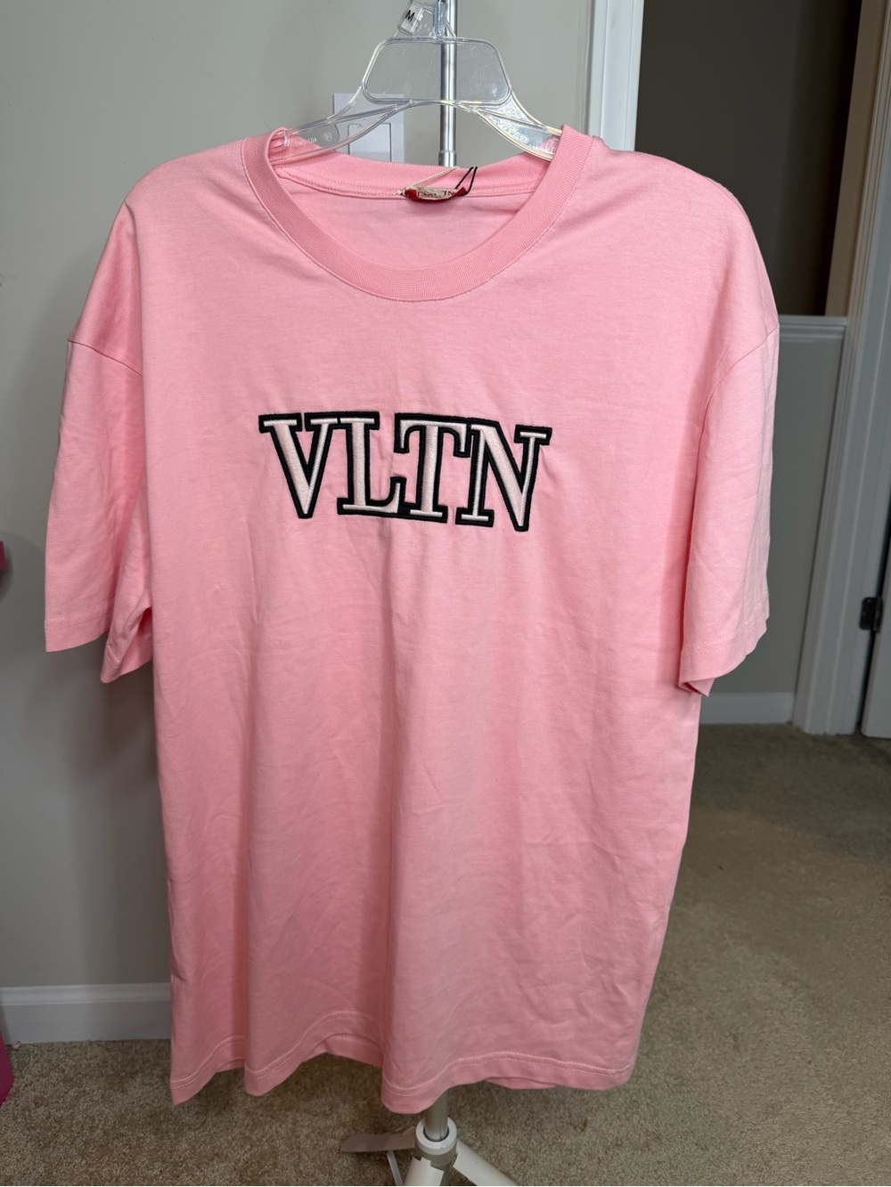 NWT Authentic Valentino Pink VLTN Embroidered Logo Tee